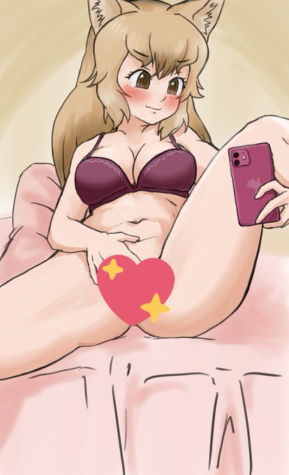 去年末に描いたクルペオギツネちゃんの自撮り絵再掲 