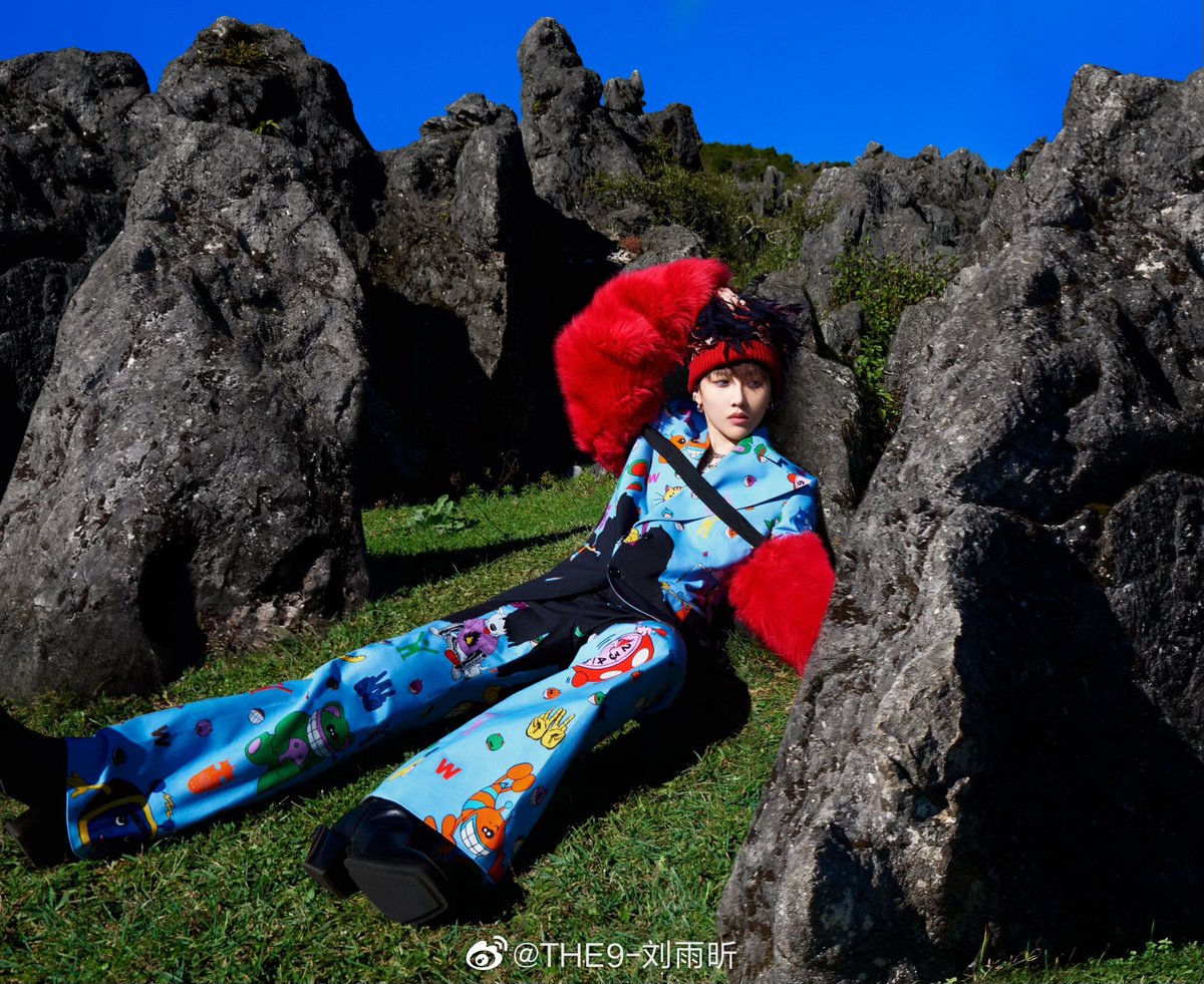 DailyCpop's tweet photo. #LiuYuxin's photoshoot for her Xanadu album
#XinLiu https://t.co/aFTxR5F3AE