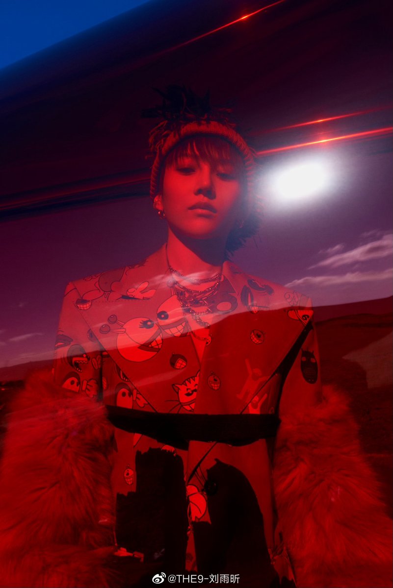 DailyCpop's tweet photo. #LiuYuxin's photoshoot for her Xanadu album
#XinLiu https://t.co/aFTxR5F3AE