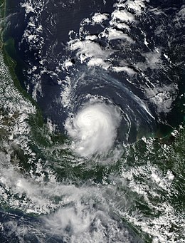 CycloneAnalyser's tweet photo. #CycloneFacts
On October 7,2008 at 00:52 UTC Tropical Storm #Macro having a gale wind speed radius of just 18.5 km surroundings it's center becames the smallest tropical cyclone by wind radius in worldwide. It's a Severe storm with Winds of 100 kph in Gulf of Mexico 🌀🌀 https://t.co/Tzz4y3D6X9