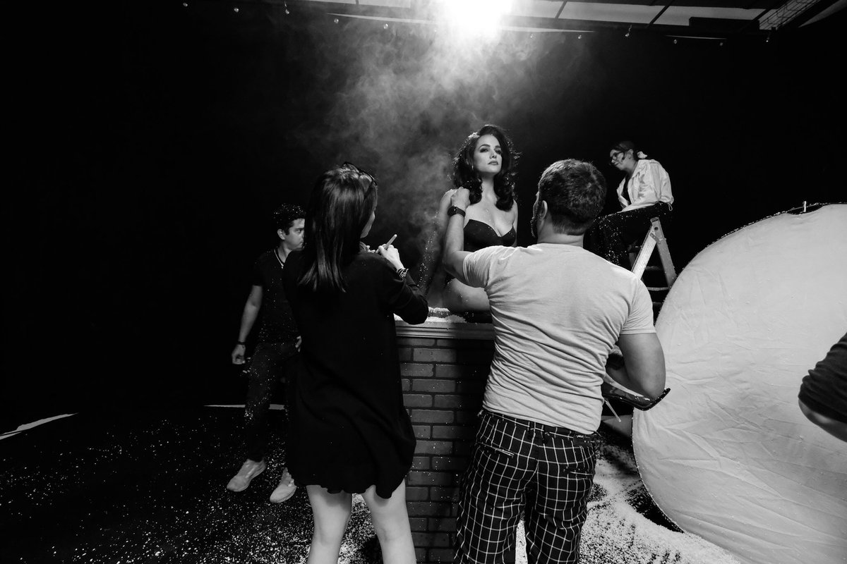 COMING SOON…Video de Navidad Conmigo🎄este jueves 9 de diciembre a las 5:00 pm.

En el link puedes poner el recordatorio en YouTube y suscribirte a mi canal ✨

youtu.be/OHVFVSlr8yo