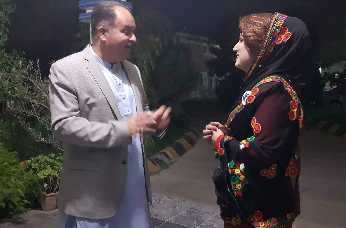 PArabzai's tweet photo. دروند او خوش رویه انسان هم د تورو خاورو بندیوان شو.انالله واناالیه راجعون. https://t.co/HMwqFu596f