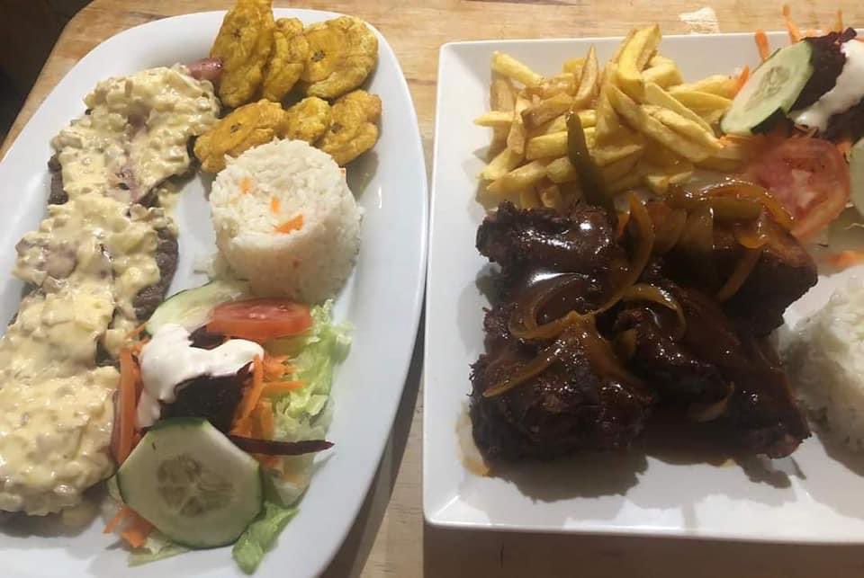 InturRACCS's tweet photo. Disfruta de estos exquisitos platillos en el Restaurante Coliseo😋😋😋👩🏼🍳👩🏼🍳👩🏼🍳
#RACCS
#visitbluefields https://t.co/czTutrexaE