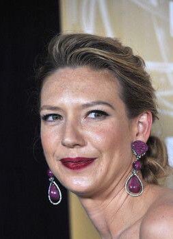 “We need to get out of here and back to Metropolis. We’ve been ground pounding way too long.” 

#WomanCrushWednesday
#WomanCrushEveryday