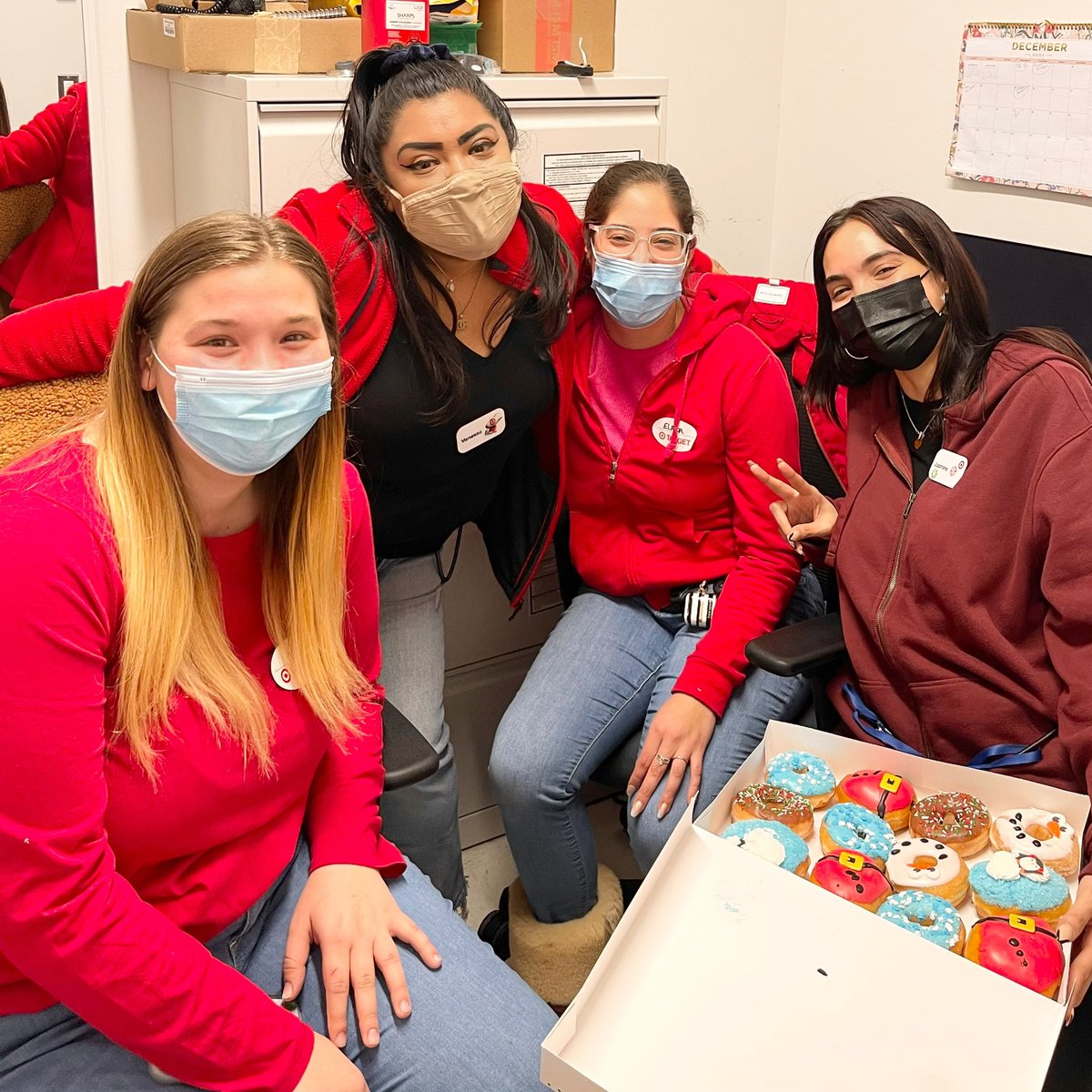 surprised half my beauty team with some <a href="/krispykreme/">Krispy Kreme</a> donuts. a little small appreciation goes a long way. my hard working girls ❤️ T3356 <a href="/kristinrice99/">Kristin Rice</a> @planetshers