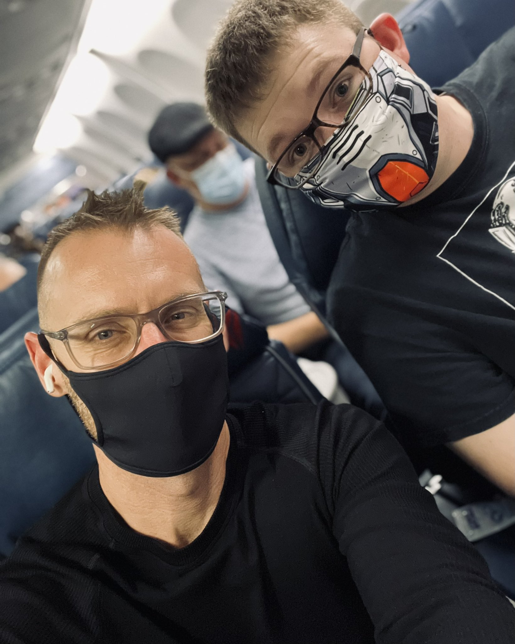 Donald Mustard on Twitter: &ldquo;Taking off for @thegameawards with the best