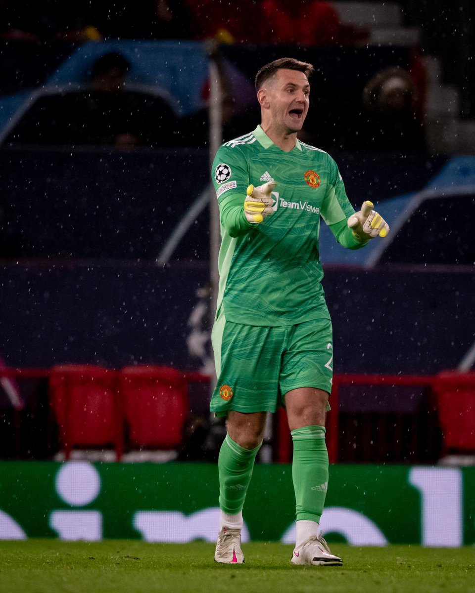 Tom Heaton tweet media