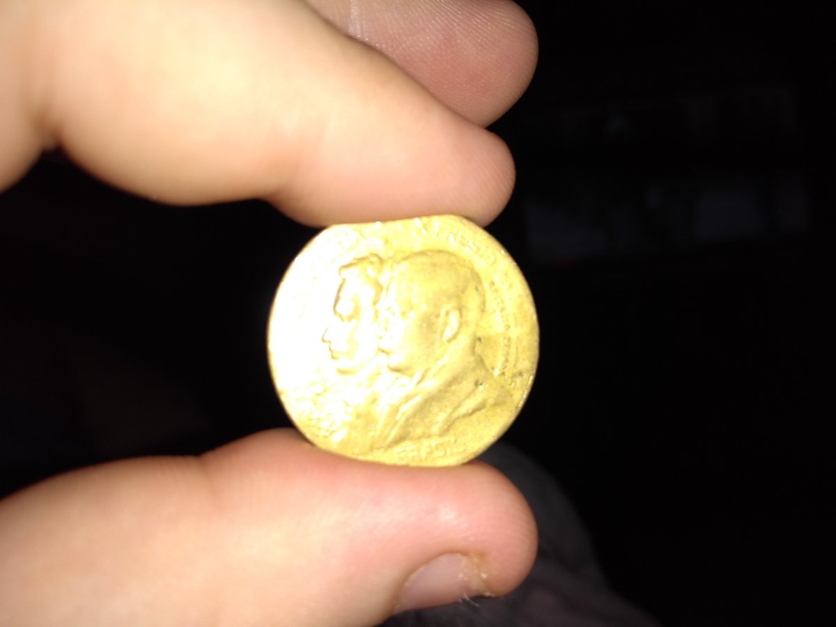 cunhagem's tweet photo. Mil Réis, do 1º Centenário de Independência do Brasil. 1822 - 1922 #Numismática https://t.co/7YqVVrP6jU