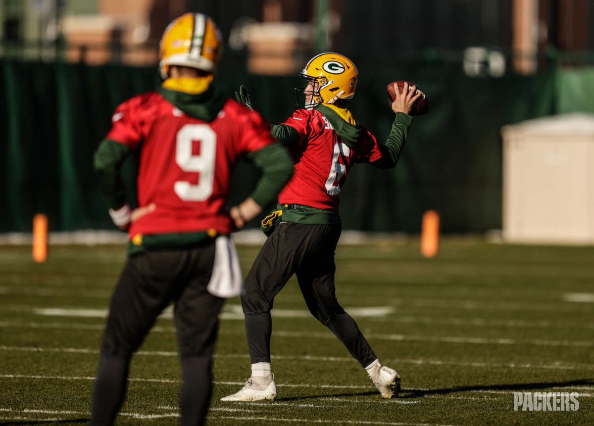 KurtBenkert's tweet photo. Been in the league 1,319 days &amp; Sunday will be my first time suiting up for a game.

Moral of the story: keep going. https://t.co/0YzzgL3Tlq