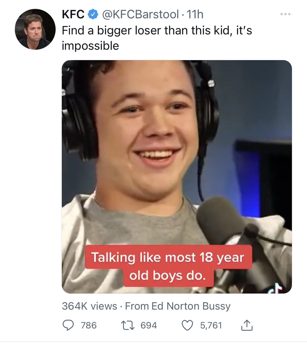 CalebJHull's tweet photo. Imagine being that guy and tweeting this https://t.co/vYs9pbPFR9