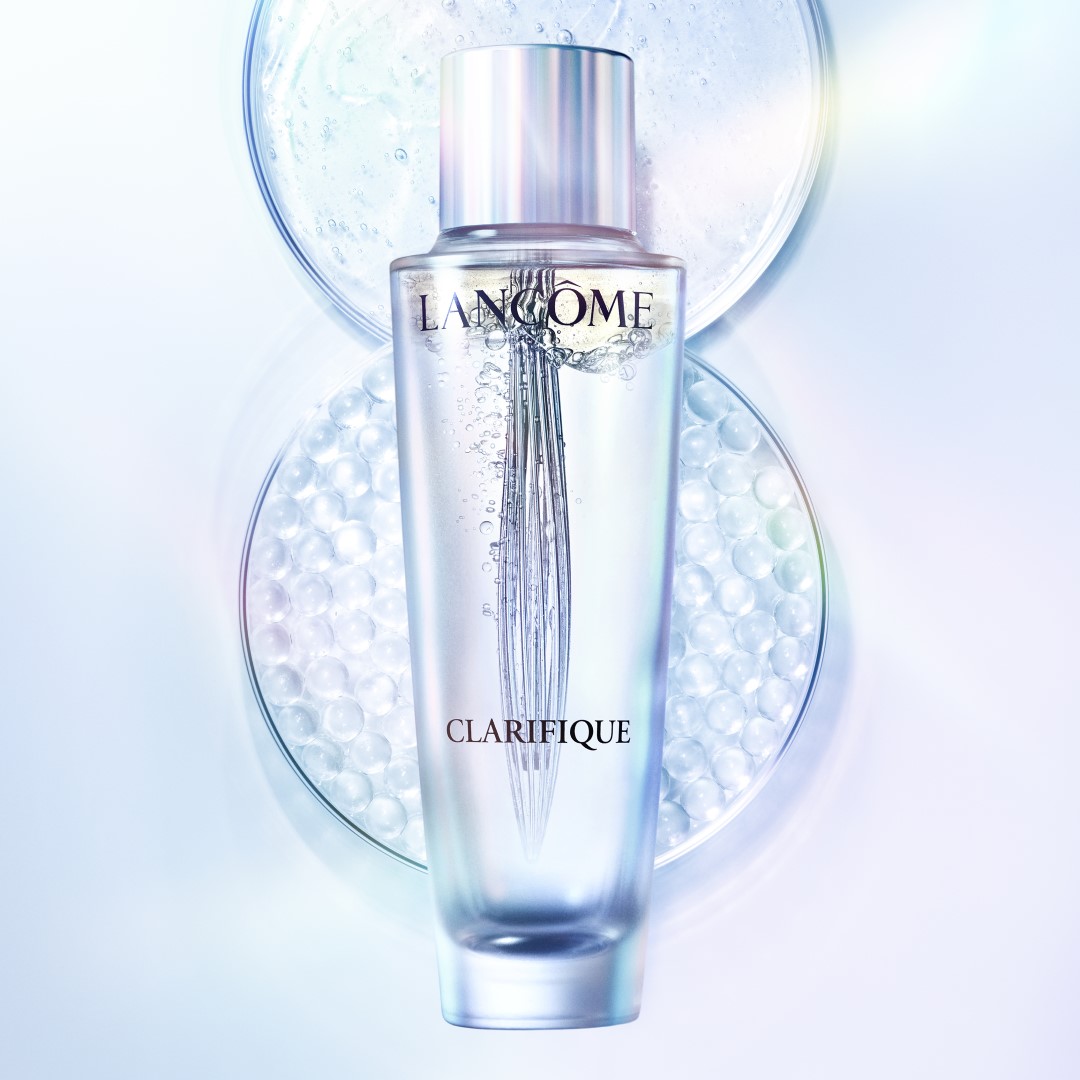 Lancome_JP's tweet photo. ＼🎁プレゼントキャンペーン✨／
＠ｃｏｓｍｅベスコス2021受賞製品を
セットで３名様に #プレゼント ！
フォロー&amp;RTで応募完了！12/22(水)〆✨

👑ベスト美容液 第1位 #ジェニフィック
👑ベスト化粧水 第2位 #クラリフィック
👑ベストBB・CCクリーム 第3位 UVエクスペール

#ランコム
#ベスコス