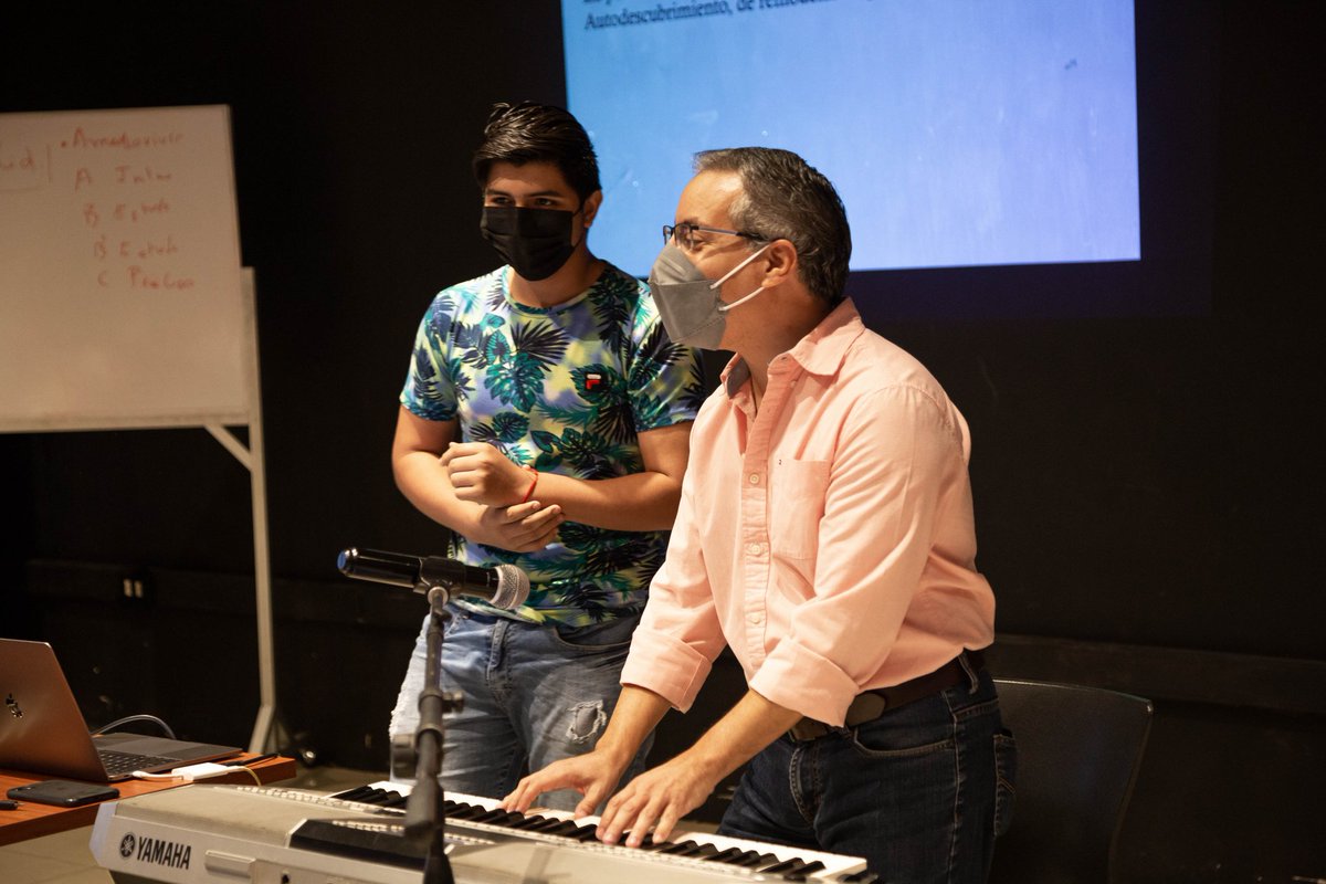 La Mayor Academia de Música tweet media