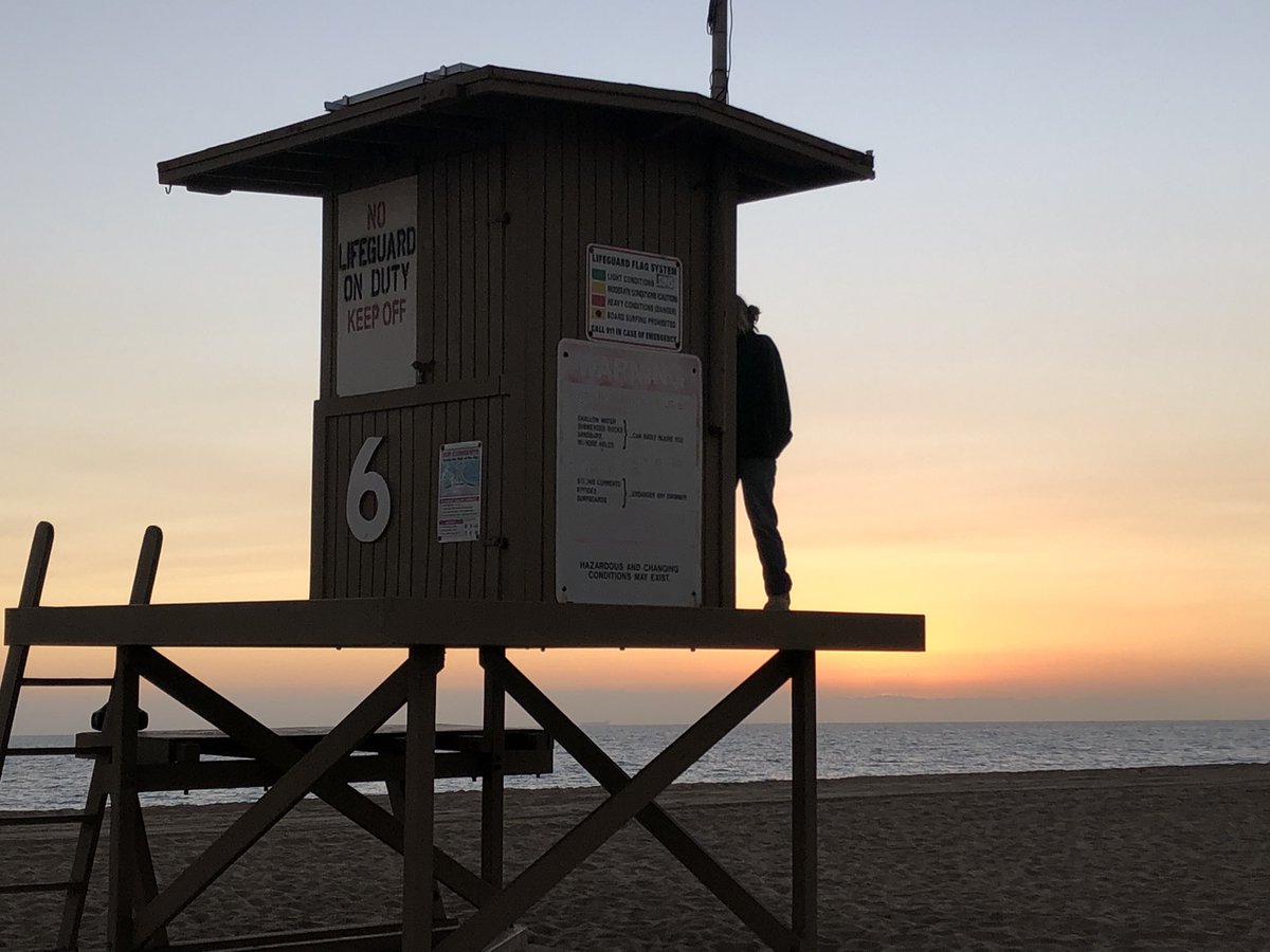Gail_Wesson's tweet photo. At #Tower6 4:45 pm waiting for the next storm. @MarcPeeblesPIO How is HB view? Catalina hidden by clouds. https://t.co/eG4nOjgd7P