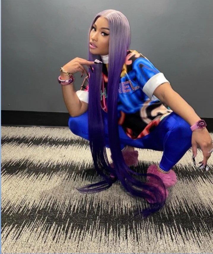 Wiz_Redbone's tweet photo. Happy Birthday @NICKIMINAJ 🥳😍 https://t.co/uzgdkaVn8a