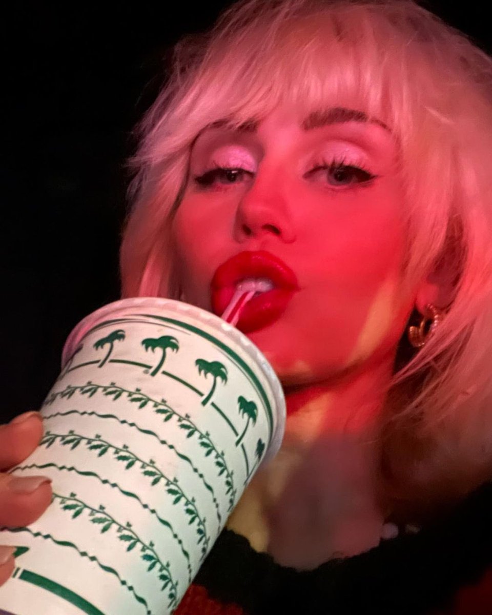 I’m on <a href="/FallonTonight/">The Tonight Show</a> tomorrow!
Kinda confusing I know. 
But TOMORROW I’m on the TONIGHT SHOW! Talkin’ about spending New Years Eve in Miami with Pete Davidson!