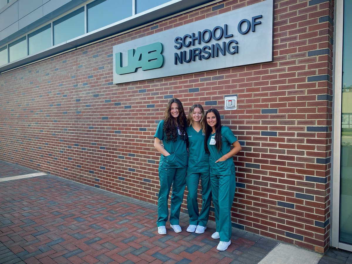 BaileyFiles's tweet photo. Thank you UAB for surrounding me with the best people and for giving me my two best friends🤍 https://t.co/pQIttruusq