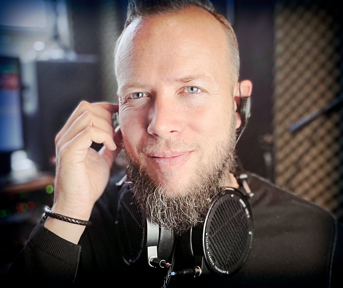 Audeze's tweet photo. "...be open and prepare to work diversely within the music field and treasure those moments where you get to do what you love."
- Elliot Mason
See the Artists page at https://t.co/rdK9K0P2Vs
@ElliotMason https://t.co/3sHntmHJIs