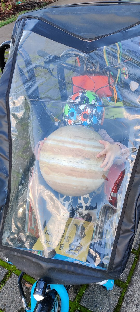 RescueEwe's tweet image. Day 343- 🌲Trees🌲 are cool but have you ever carried JUPITER by bike? 🚀🌠🛸 #LibraryOfThings #TigardPublicLibrary #PlanetsByBike
20 miles