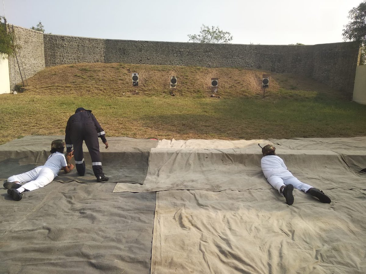 AdityaP90748947's tweet photo. Weapon training organised for cadets of 8 naval unit Jamnagar with .22 caliber rifle at INS Valsura on 8 December 2021.
@NCC_Dte_Gujarat 
@HQ_DG_NCC https://t.co/uhKTeMKOjq