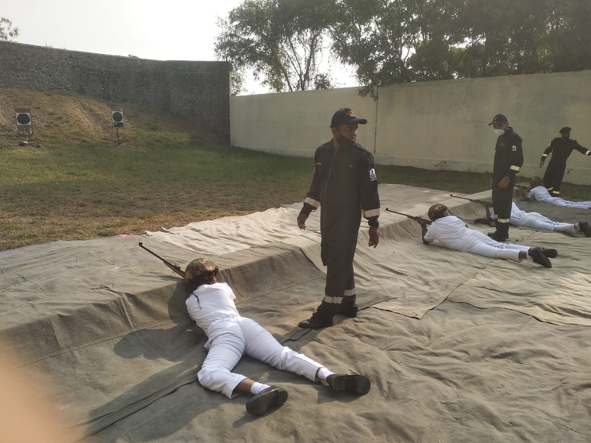 AdityaP90748947's tweet photo. Weapon training organised for cadets of 8 naval unit Jamnagar with .22 caliber rifle at INS Valsura on 8 December 2021.
@NCC_Dte_Gujarat 
@HQ_DG_NCC https://t.co/uhKTeMKOjq