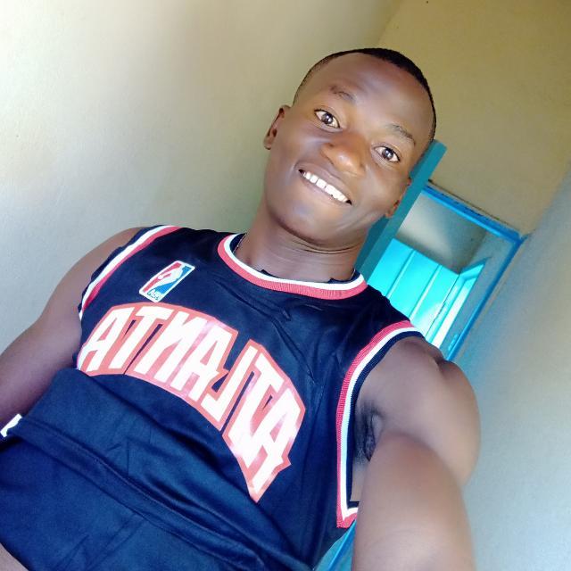 shepherd_yuda's tweet image. Robber and also ZNA Commando shot and killed in Chacombe. Ukagara nema Commando kana ma tissue vanoba. Commandos are trained to steal i think.