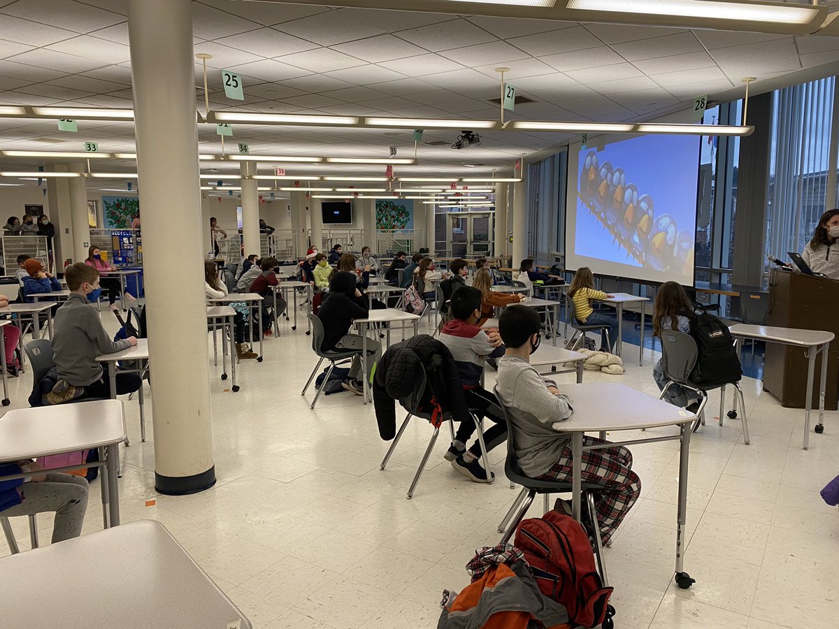 Had an AMAZING kick off session to our new and improved CM Student Leadership💪🏽Ss already started 🧠-storming great ways to improve our school climate🐝 Can’t wait to see what they do!#StudentLeadership #Teamwork #SchoolClimate <a href="/MrsCirillo5/">Melissa Cirillo</a> <a href="/CrossjJeremy/">Jeremy Cross, Ed.D.</a> <a href="/WPSCMSocial/">CM Live</a> #WiltonWayCT