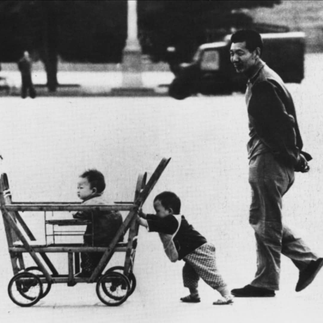 lacallecosmica's tweet image. #Fotograma de #BeijingSpring (2021), Premio #Dart2021 al Mejor Documental Internacional en el #DartFestival.