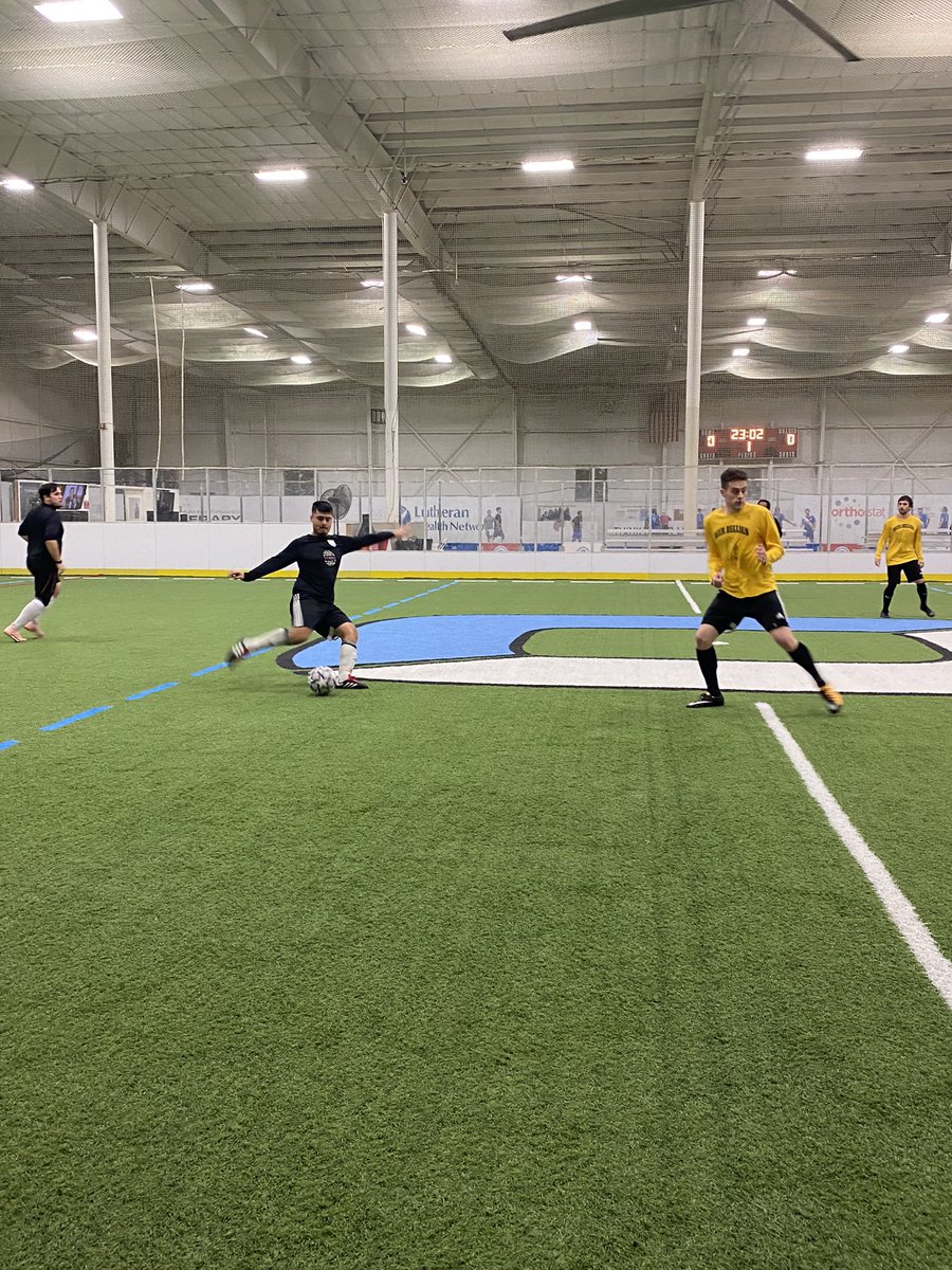 fwplex's tweet image. Come CHILL with us! 🥶 Sign up for the Winter 2 session today!!