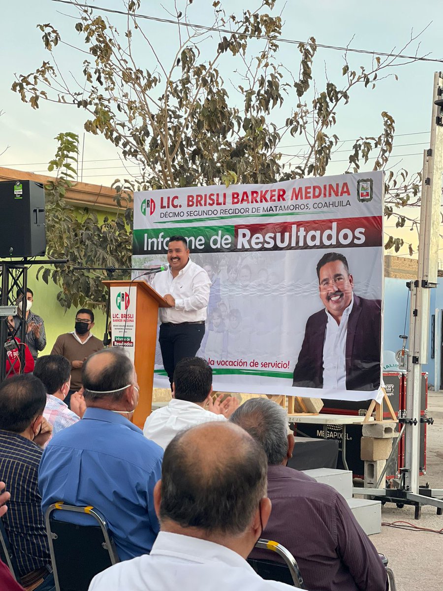 servandoZM's tweet photo. Felicito Al Regidor @brislibarker por su informe de resultados y a los  regidores PRIISTAS por el trabajo realizado. @CMPRIMatamoros @charro_rl @rigofuentes @JCAyup @FerCastanedaL @PRICoahuila @santossolis https://t.co/JgzK2zwMoV
