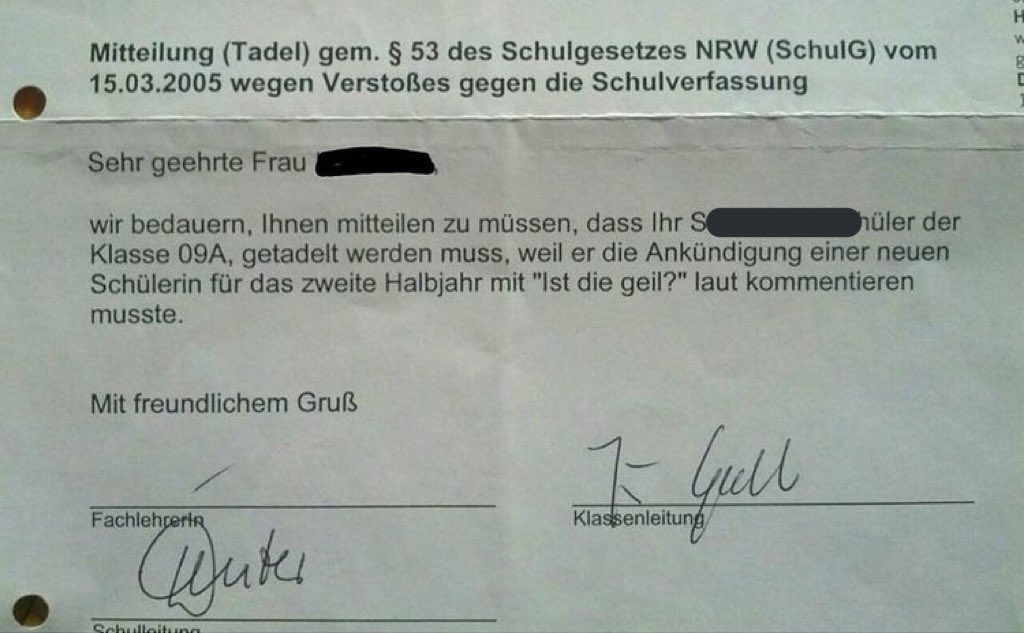 yungcilotaa's tweet photo. was man alles beim aufräumen findet... https://t.co/K3OBsIMbbA