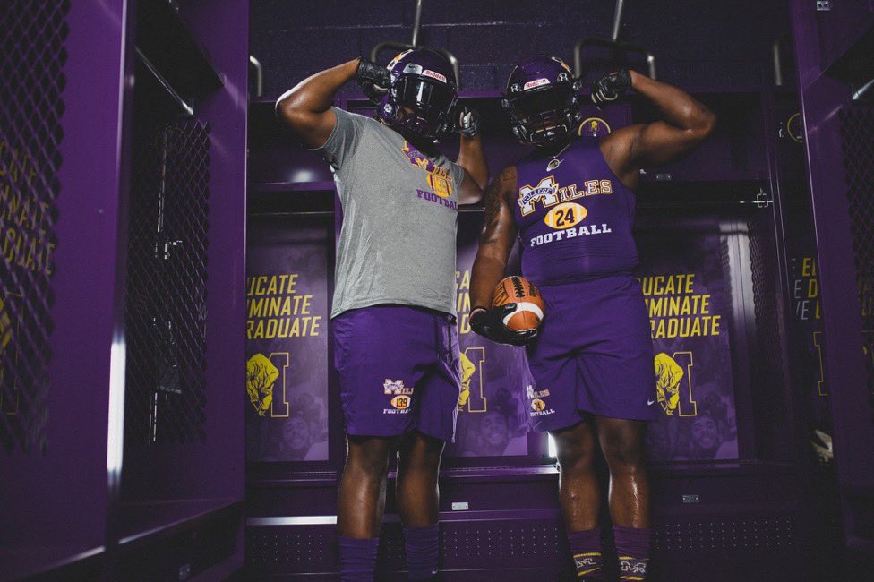 blessed to receive my first offer from Miles College via coach ruffin #blessed 
<a href="/h2valle/">Coach Helder Valle</a> <a href="/MickensDandre/">Coach Mickens</a> <a href="/larryblustein/">Blustein Recruiting</a> <a href="/TheCribSouthFLA/">Frank Tucker</a> <a href="/MRE_Recruiting/">MRE_Recruiting</a> <a href="/RoyalLions_FB/">Immaculata LaSalle Football</a>