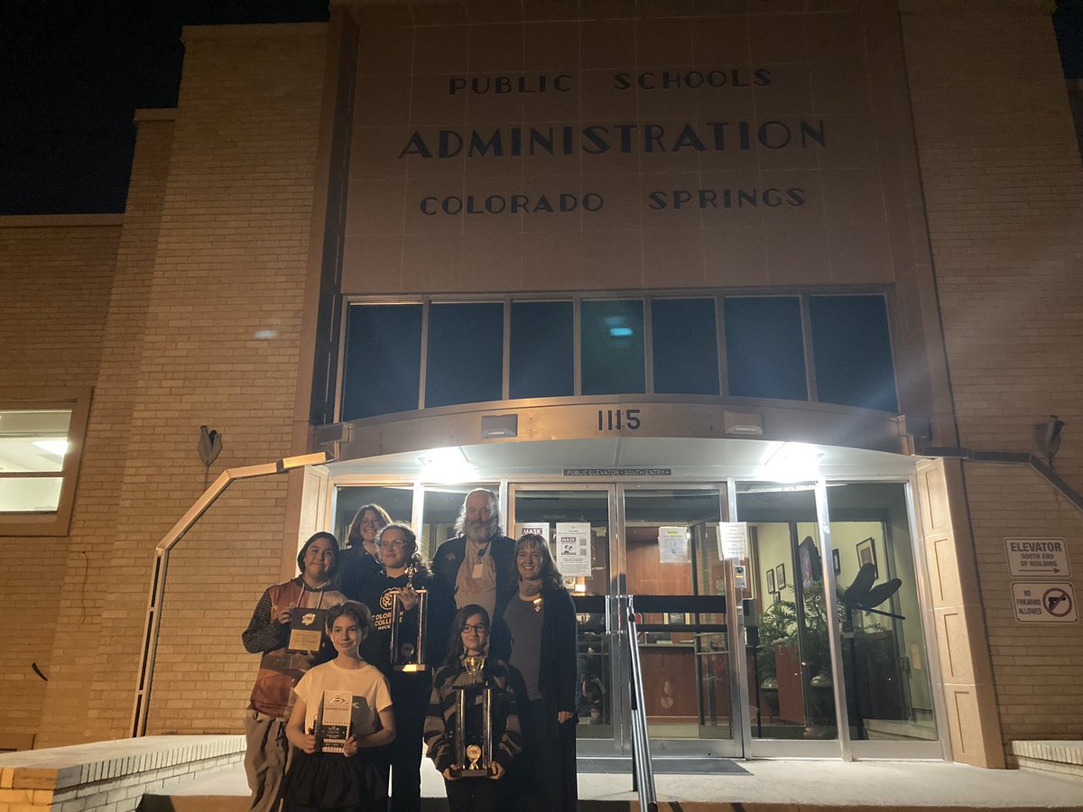 AcademyACL's tweet image. Proud to celebrate District 11’s Gifted Ed Department’s Top Rating from Colorado Department of Education! Proud to be a part of #CSSD11 and our Robotics Team’s 4 new 🏆s! @BESTRobotics @VEXRobotics #RoadtoRegionals