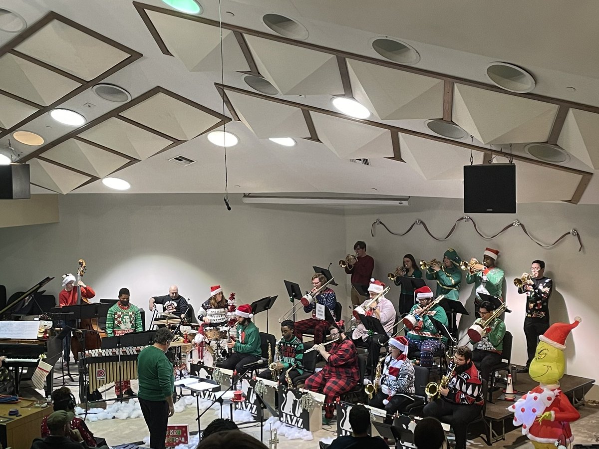 MusDocJW's tweet photo. Happy holidays from the @oursoutheastern Jazz Ensemble! #LionUp https://t.co/f1weEMnpqN