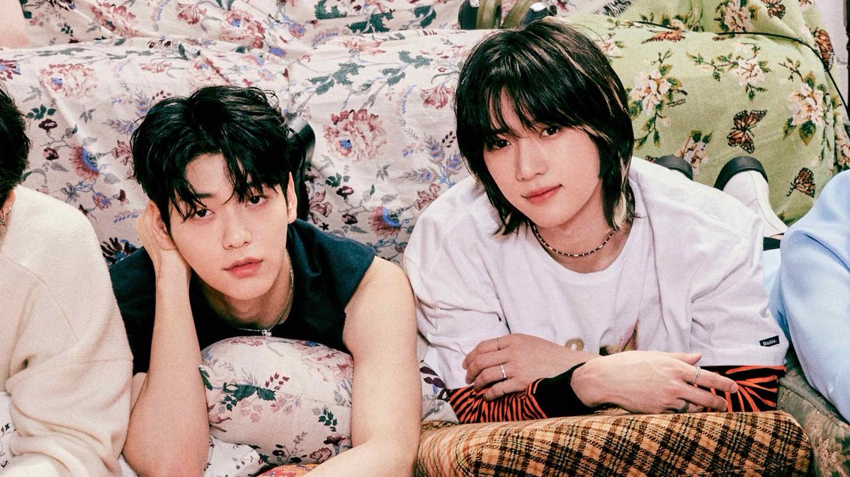 hourlydanjjakz's tweet photo. #MAMAVOTE #txt https://t.co/bjIfwsbx6h