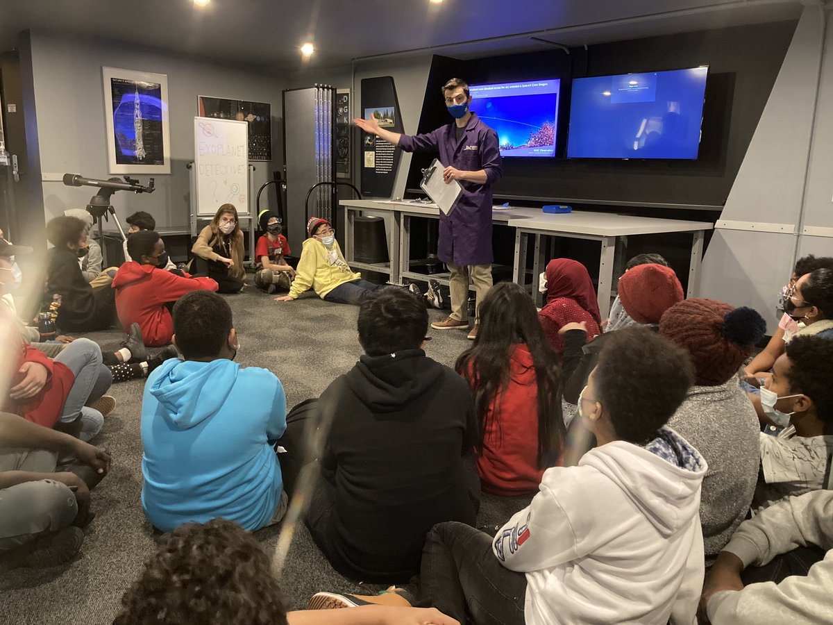srahchacha's tweet photo. @BalwinSchool  Grade 5 and 6 had a great day at the @TWoSEdm solving mysteries, exploring space, and being chemists! Feels good to be out again, experiencing learning in an authentic, real-world way! #balwinfamily https://t.co/3gJz91hDzt