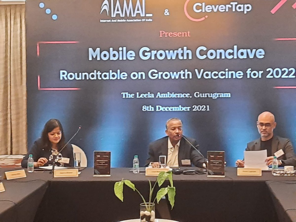 LloydMathias's tweet photo. Enjoyed speaking at the IAMAI Mobile Growth Conclave at the Leela Gurgaon with a great set of panellists from Tata Cliq, OYO rooms, HT Media, Urbanic, Globalbees, GoMechanic, @CleverTap among others. https://t.co/DpVhIhaBfu
