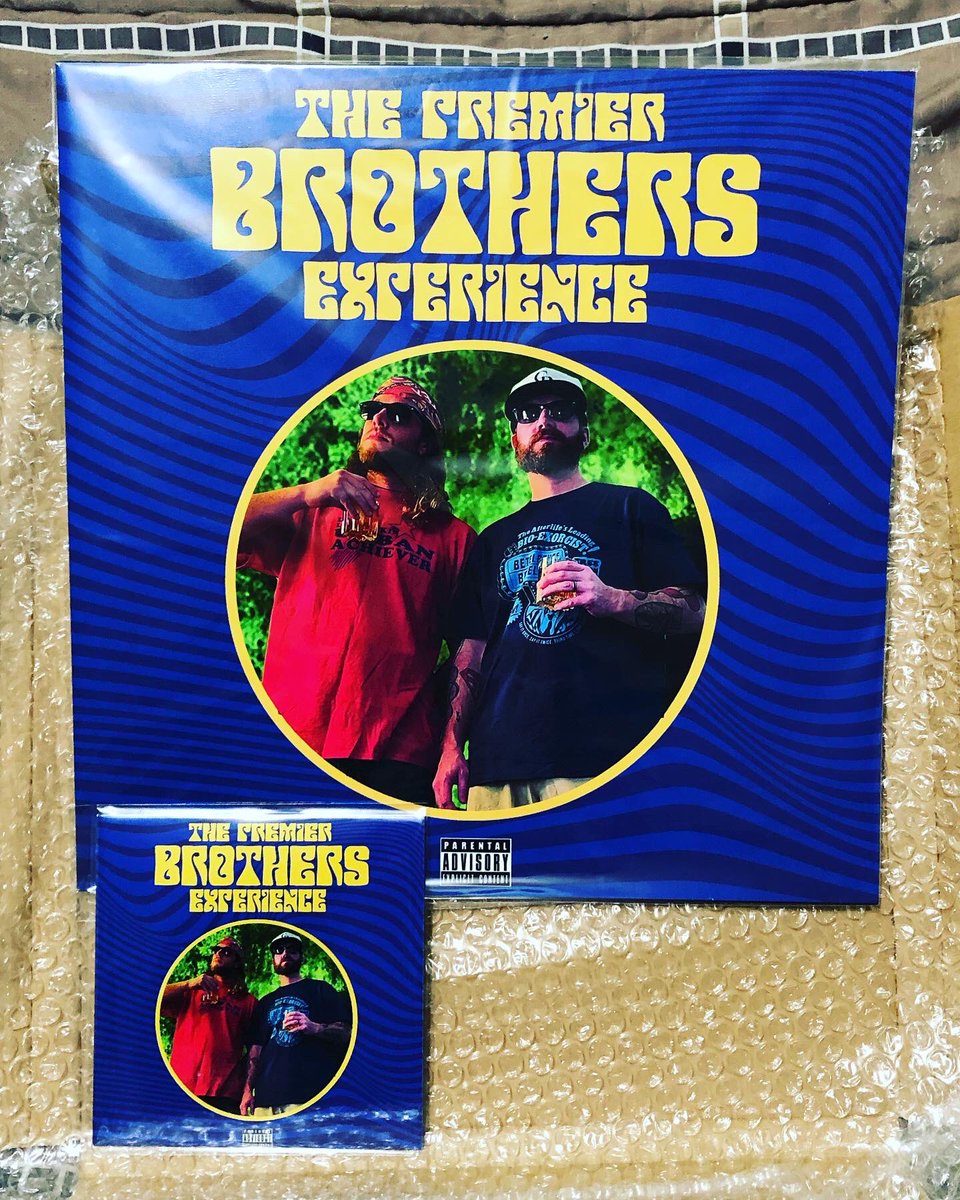 DJ_MadHatter402's tweet photo. Hell yeah! Mad luv &amp; respect to @BigTrox303 @TroxyCotton &amp; @JDirty303 for this freshness. “The Premier Brothers Experience” &amp; If you haven’t already ordered a copy make sure to grab yours at https://t.co/MujBkfZHzx #brothers #threeleggedjeans #scrubhoptalk https://t.co/8gP0CPBZBp