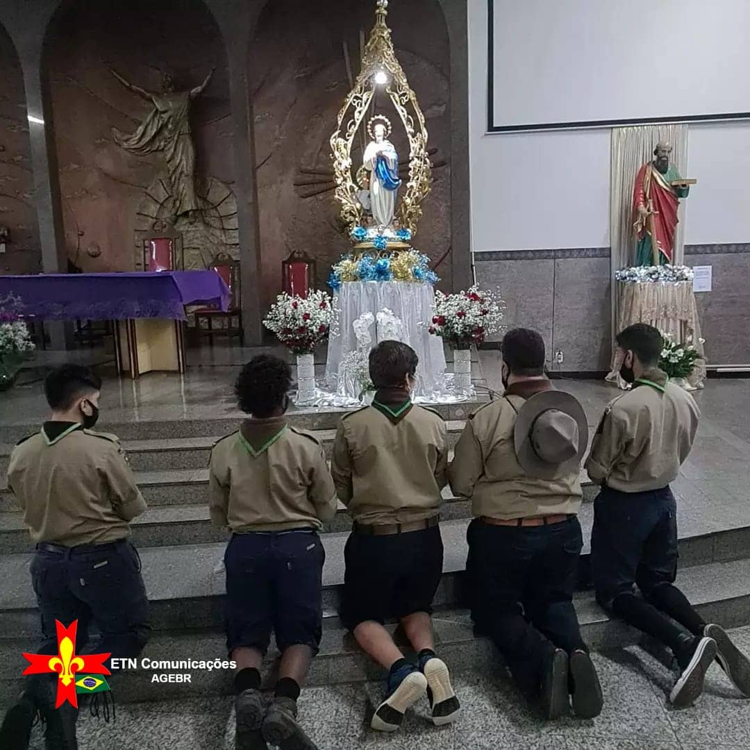 etncomunicacoes's tweet photo. Grupo Escoteiro São Domingos Sávio, do Distrito de Brasília/DF na missa da Solenidade da Imaculada Conceição.

#AGEBR #UIGSE https://t.co/k97gzEb7rC