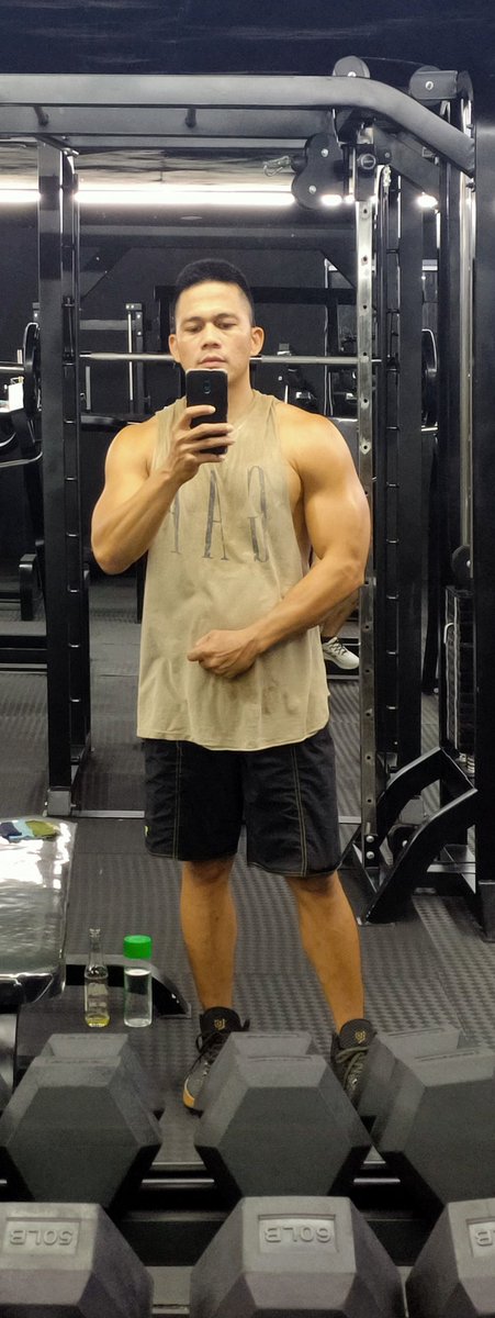 Jamestods11's tweet photo. Goodmorning..tara sabayan mo ako papawis lang tayung dalawa.. https://t.co/5c4INushKg