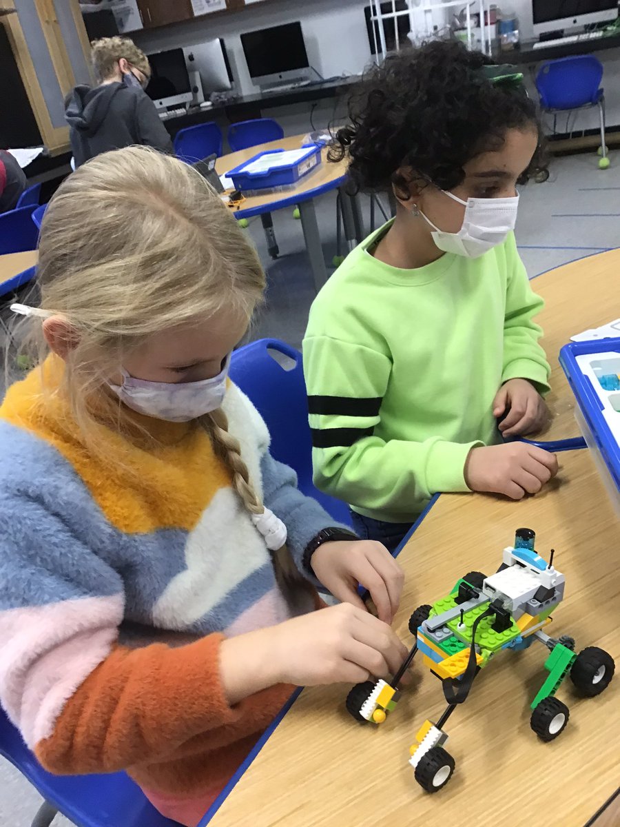 IDEALabA2STEAM's tweet image. Proud of the focus these 3rd graders are putting into constructing robotic models of NASA’s Perseverance Rover. @NASA @NASASTEM @mispacegrant @A2STEAM