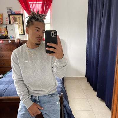 christopher_99_'s tweet photo. #NuevaFotoDePerfil https://t.co/5Fftgix9xx