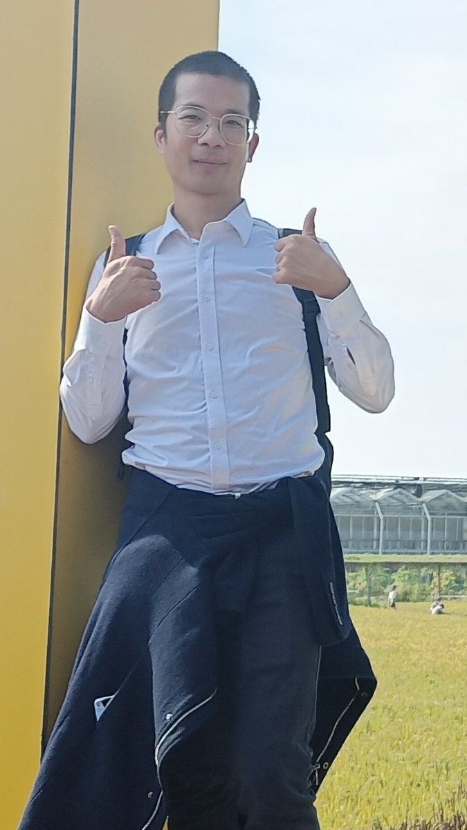 ChinaHHM's tweet photo. Tôi là Hoàng Hào Minh, đến từ Quảng Đông, Trung Quốc. Nếu bạn là một cô gái đến từ Việt Nam và muốn tìm một người chồng Trung Quốc thì có thể liên lạc với tôi.
@ChinaHHM https://t.co/YhvnFqasXf