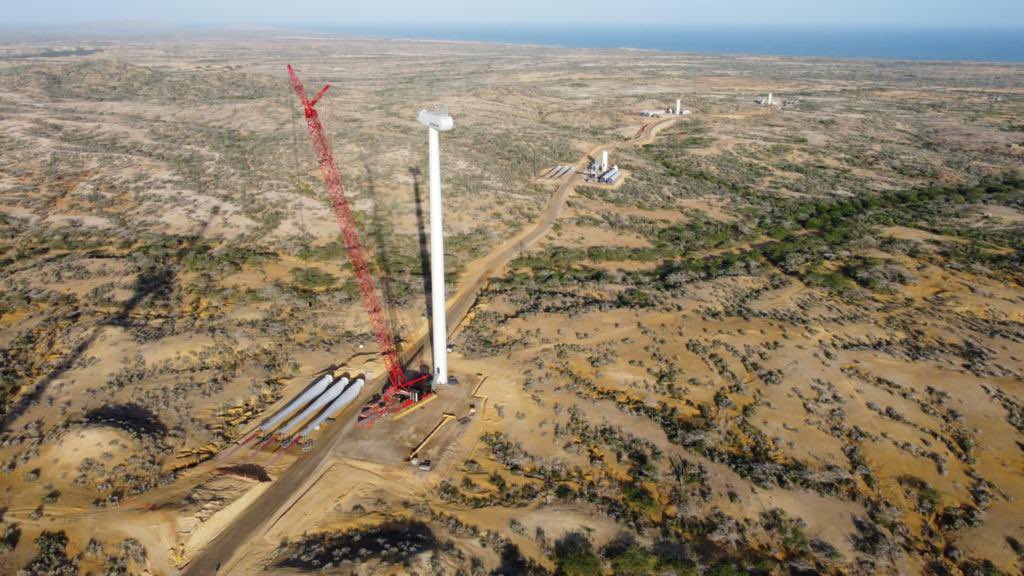 IvanDuque's tweet photo. Gracias a la agenda de #TransiciónEnergética y el impulso a la inversión privada en Energías Renovables no Convencionales, avanza la construcción del parque eólico más grande del país. En pocas semanas estaremos viéndolo entrar en operación. #EsConHechos https://t.co/ys95008WHo