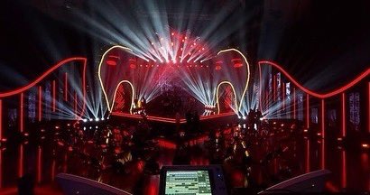 fineartlight's tweet photo. Unique stage design in Armenian Mask tv show with FINE ART lights

Fixture list:
20 FINE 280 Beam
9 FINE 440 #BSW
36 FINE 1519 #Pixie
12 FINE 1519 #WASH
24 FINE 348 DG
16 FINE 1514 Zoom #Par

#tvlighting #lightingdesign #stagedesign https://t.co/exh0NqQH1e