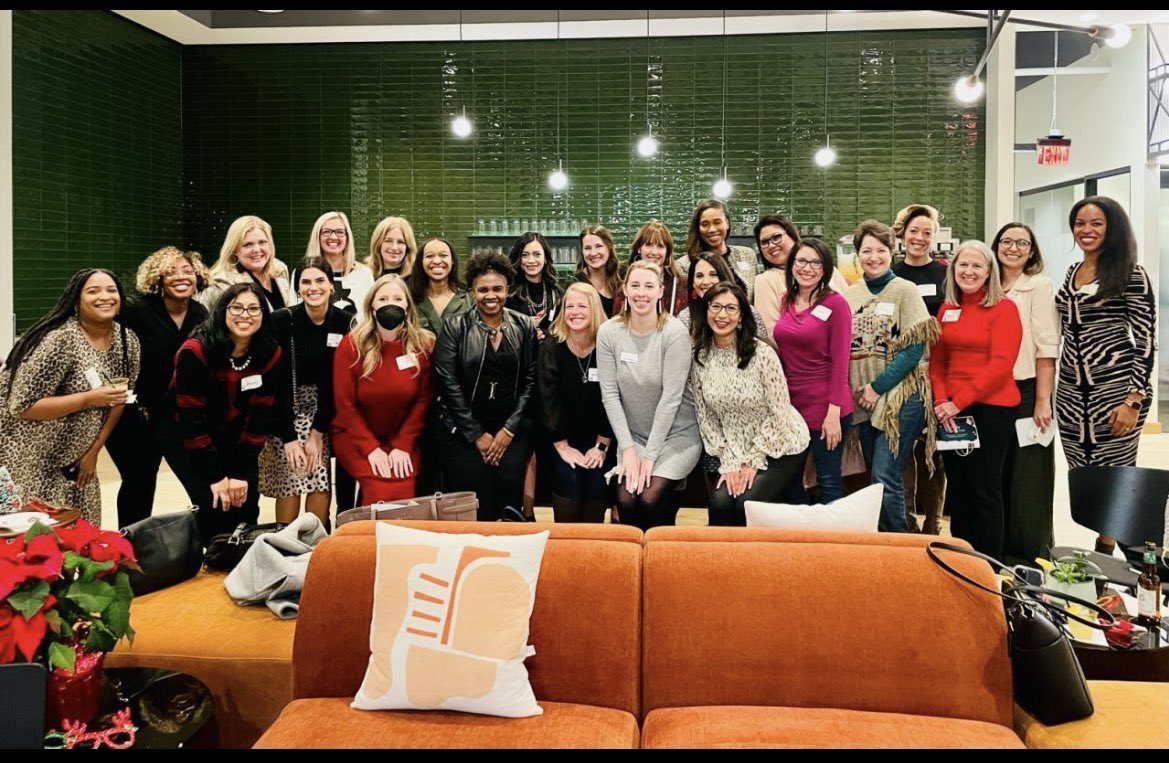 Loved getting back together with the <a href="/texaswomensfdn/">Texas Women's Foundation</a> XIX Society women last night. #WomenSupportingWomen #TXWF