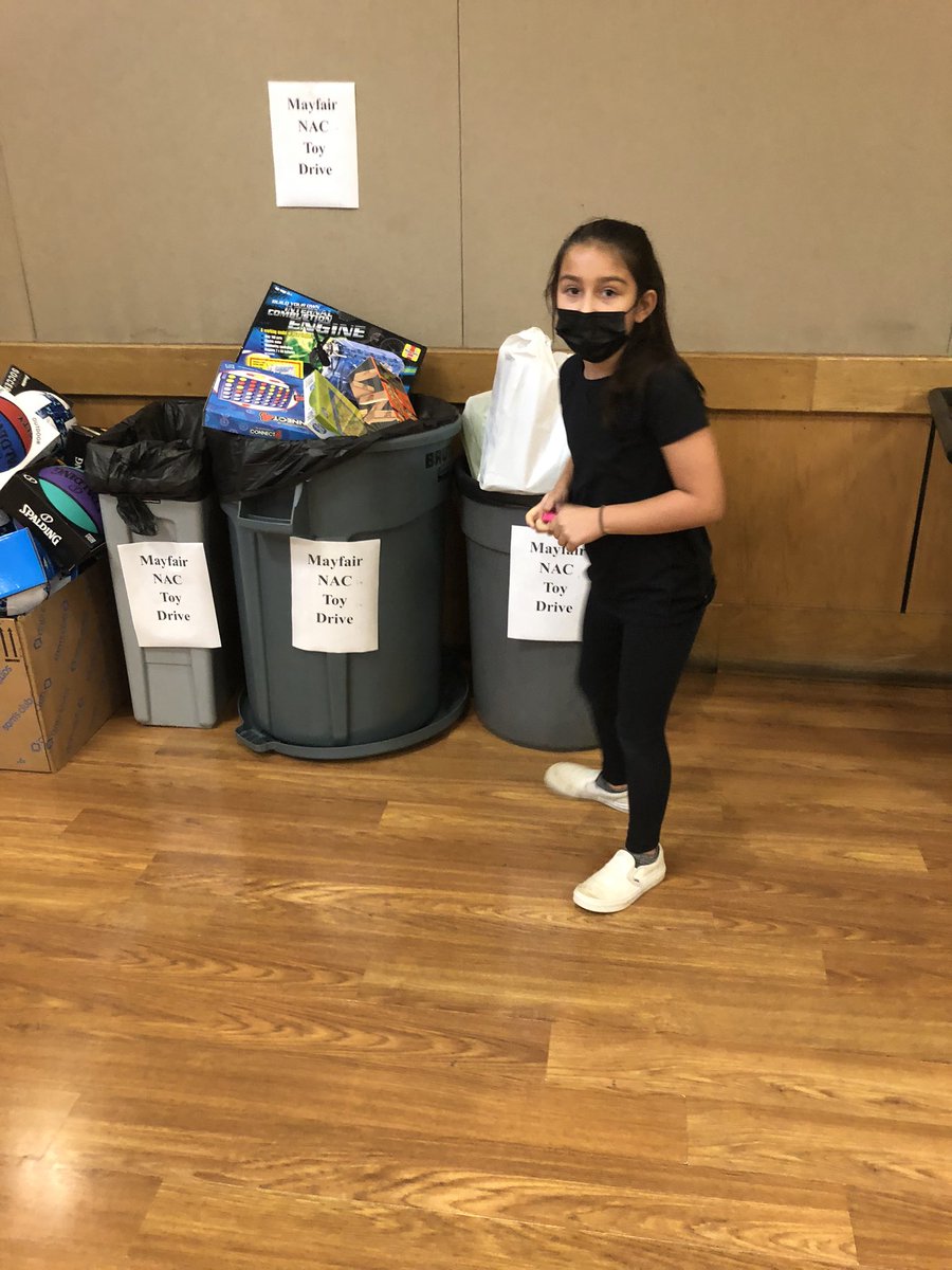 bunny962n's tweet photo. @BayAreaProud @newsdamian @nbcbayarea @BrodieNBCS Granddaughter and I dropped off our donations today. https://t.co/yyYf5GVkQ7