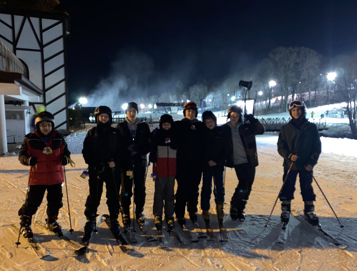 WHMS SKI &BOARD CLUB tweet media