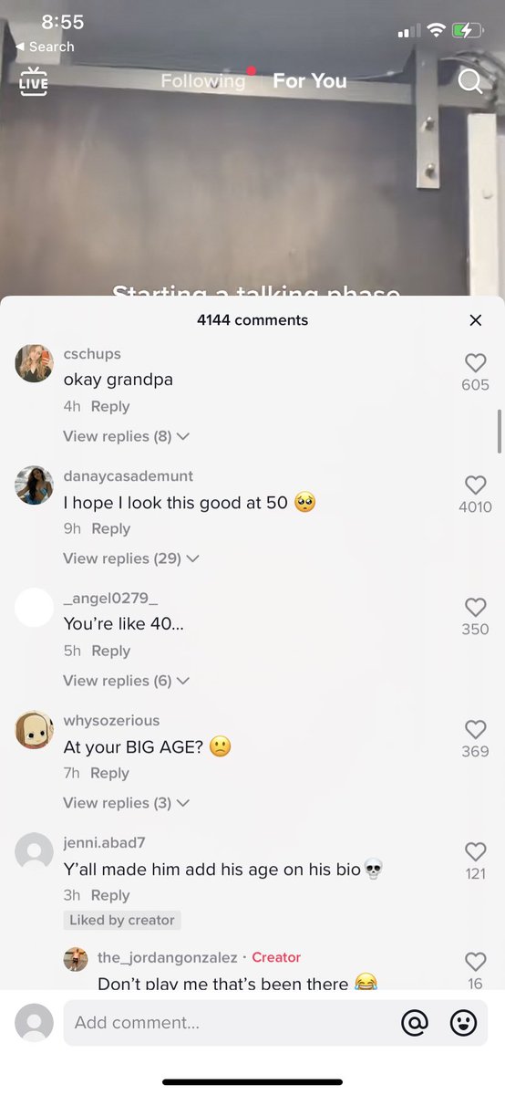 The kids are eating him up 😭