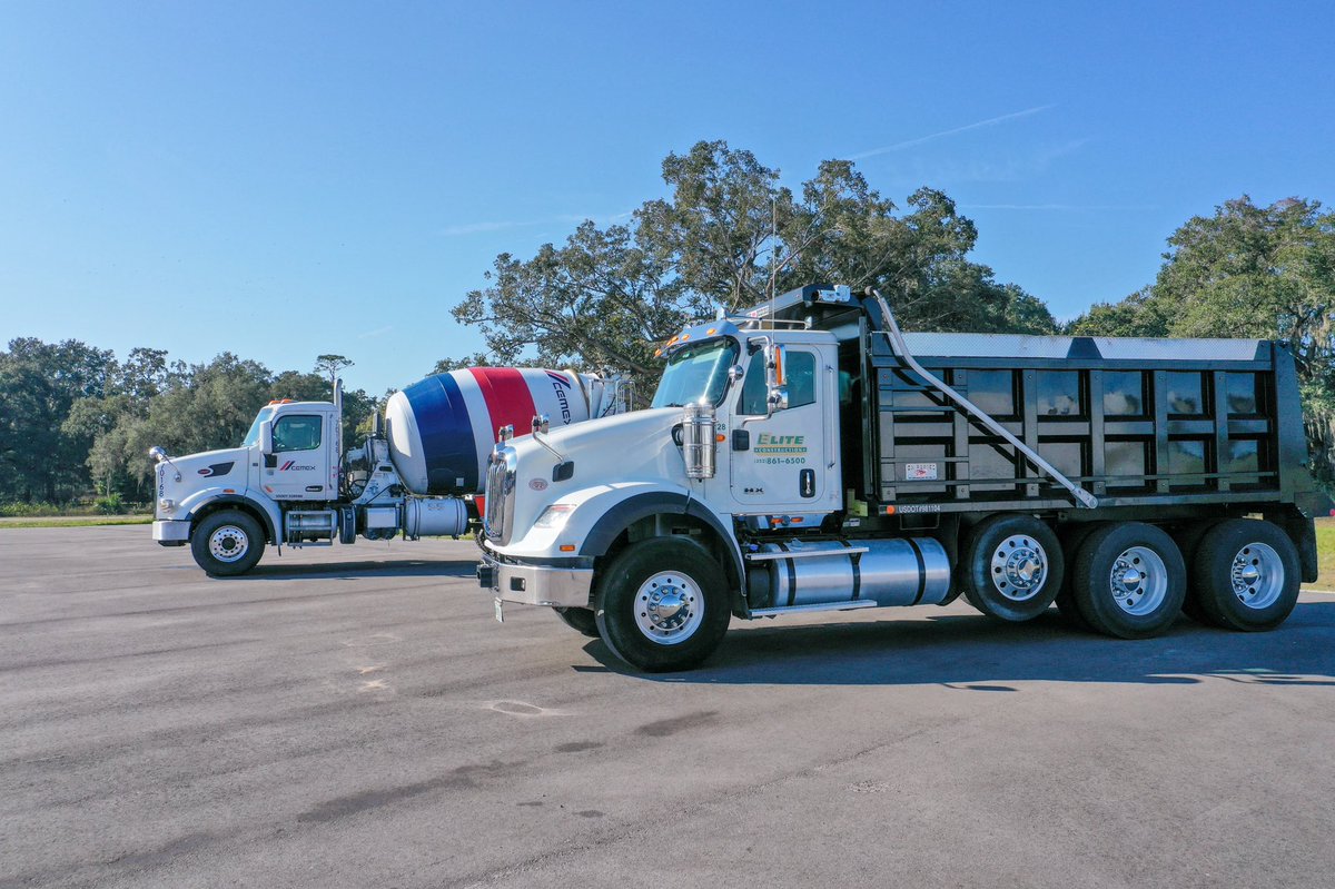 kevinyurasek's tweet photo. 6/ The CDL Training Center at #LSSCSumter was formally dedicated today. 240+ students have already been certified. @LSSCedu is meeting a critical workforce need for CDL drivers with support from great partners including @CEMEX_USA and Elite Construction. #workforceengine https://t.co/58nMSnXYAm