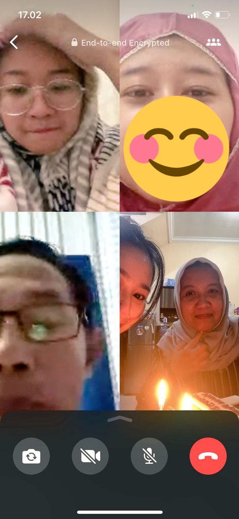 Happy Birthday ya mom ❤ tahun ini belum bisa ngerayain barengan soalnya pada kepisah jarak hehe. Yang 1 di sulawesi, 1 lagi opname, 1 di pandaan, 2 di rumah 🤣😆 . Yang penting doa kita, keluargaa yang terbaik buat mama 💋